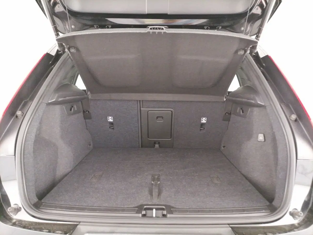 Volvo XC40 usata a Roma (10)