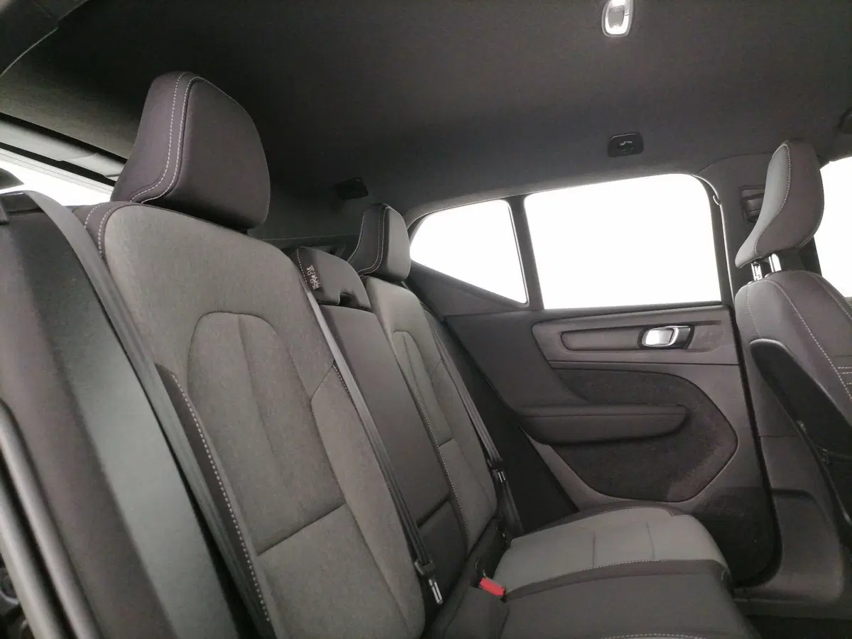 Volvo XC40 usata a Roma (8)