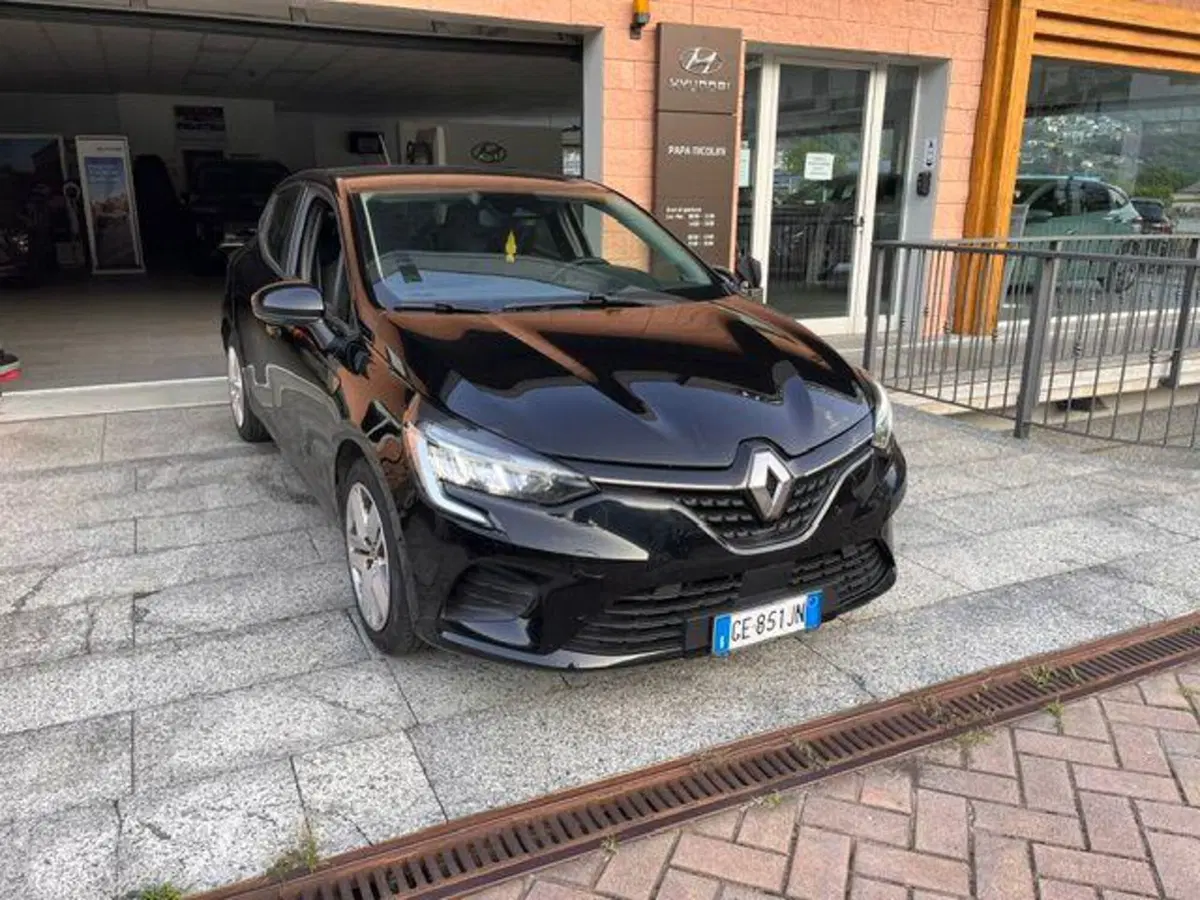 Renault Clio usata a Verbano Cusio Ossola (2)