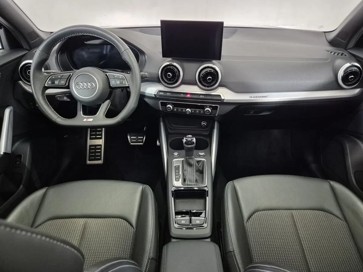 Audi Q2 usata a Torino (8)