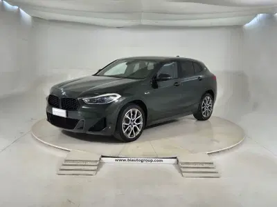 BMW X2 xDrive25e Goldplay Edition del 2022 usata a Settimo Torinese