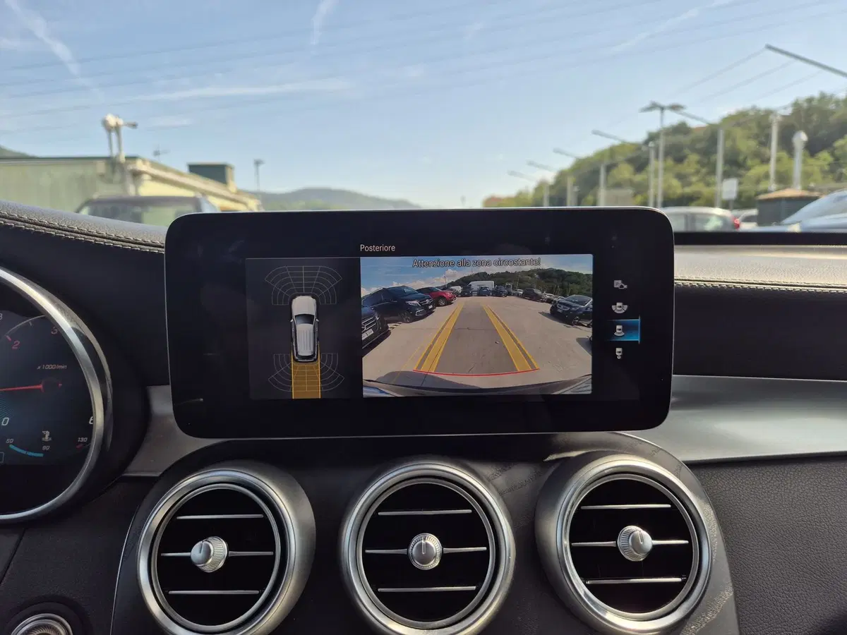 Mercedes-Benz GLC SUV usata  (15)