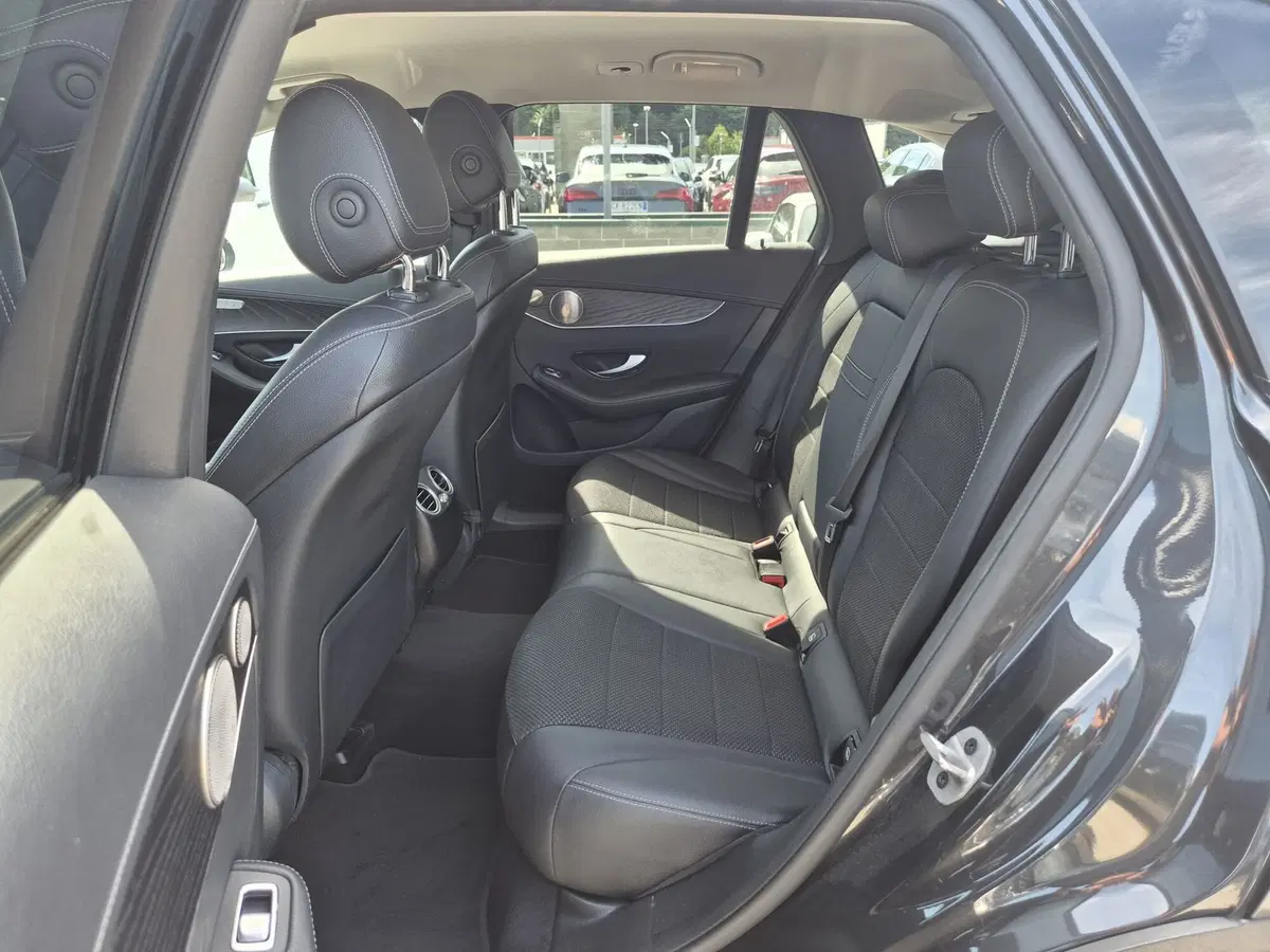Mercedes-Benz GLC SUV usata  (7)