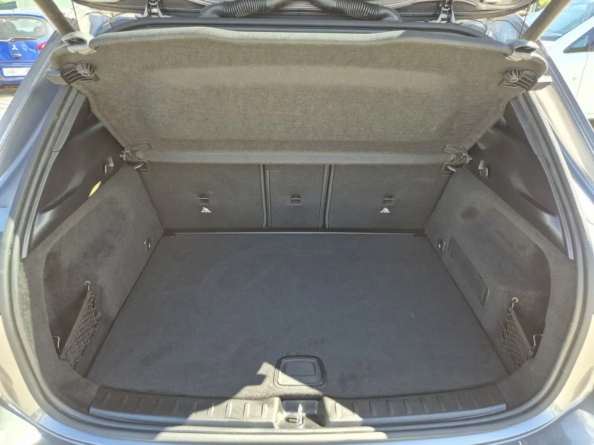 Mercedes-Benz GLA SUV usata  (12)