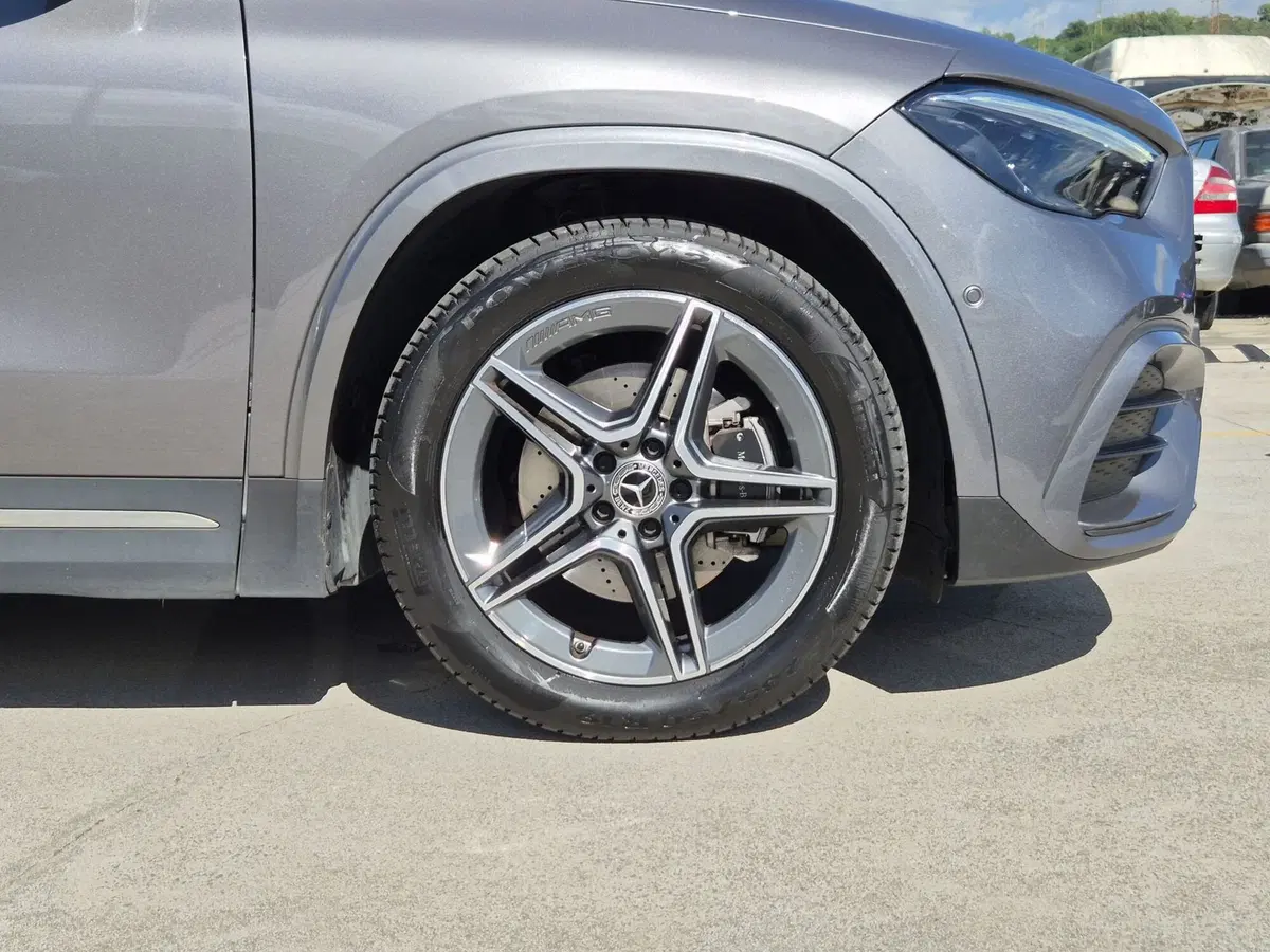 Mercedes-Benz GLA SUV usata  (13)