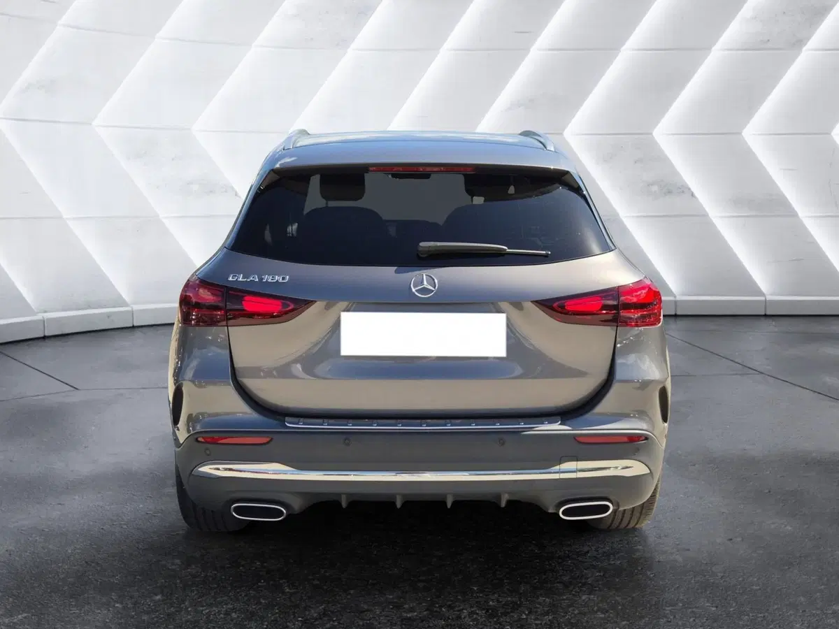 Mercedes-Benz GLA SUV usata  (3)