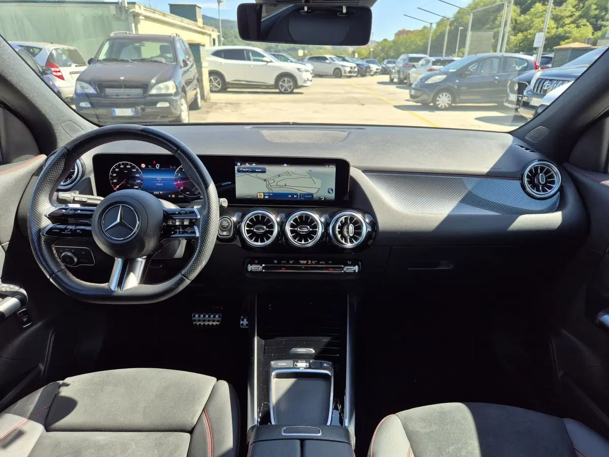 Mercedes-Benz GLA SUV usata  (8)
