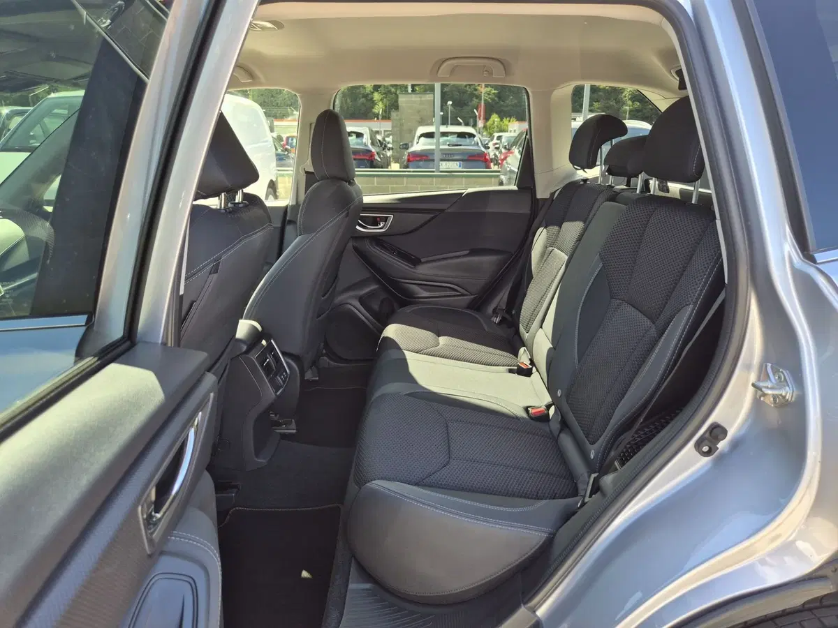 Subaru Forester usata  (7)