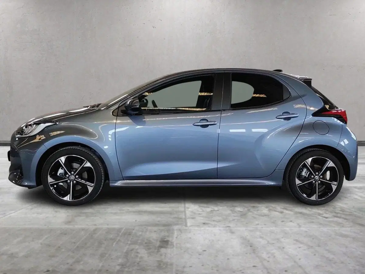 Toyota Yaris Cross nuova a Milano (3)