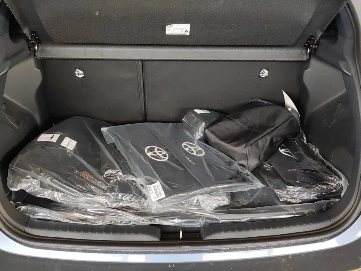 Toyota Yaris Cross nuova a Milano (6)