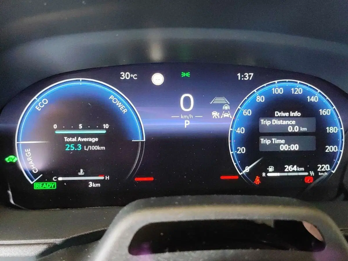 Toyota Yaris Cross nuova a Milano (9)