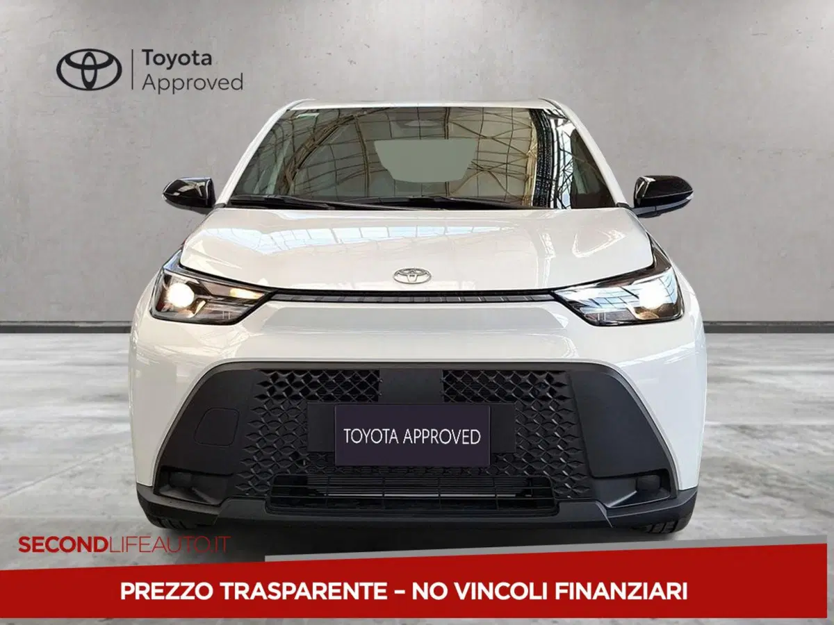 Toyota Aygo X nuova a Teramo (5)