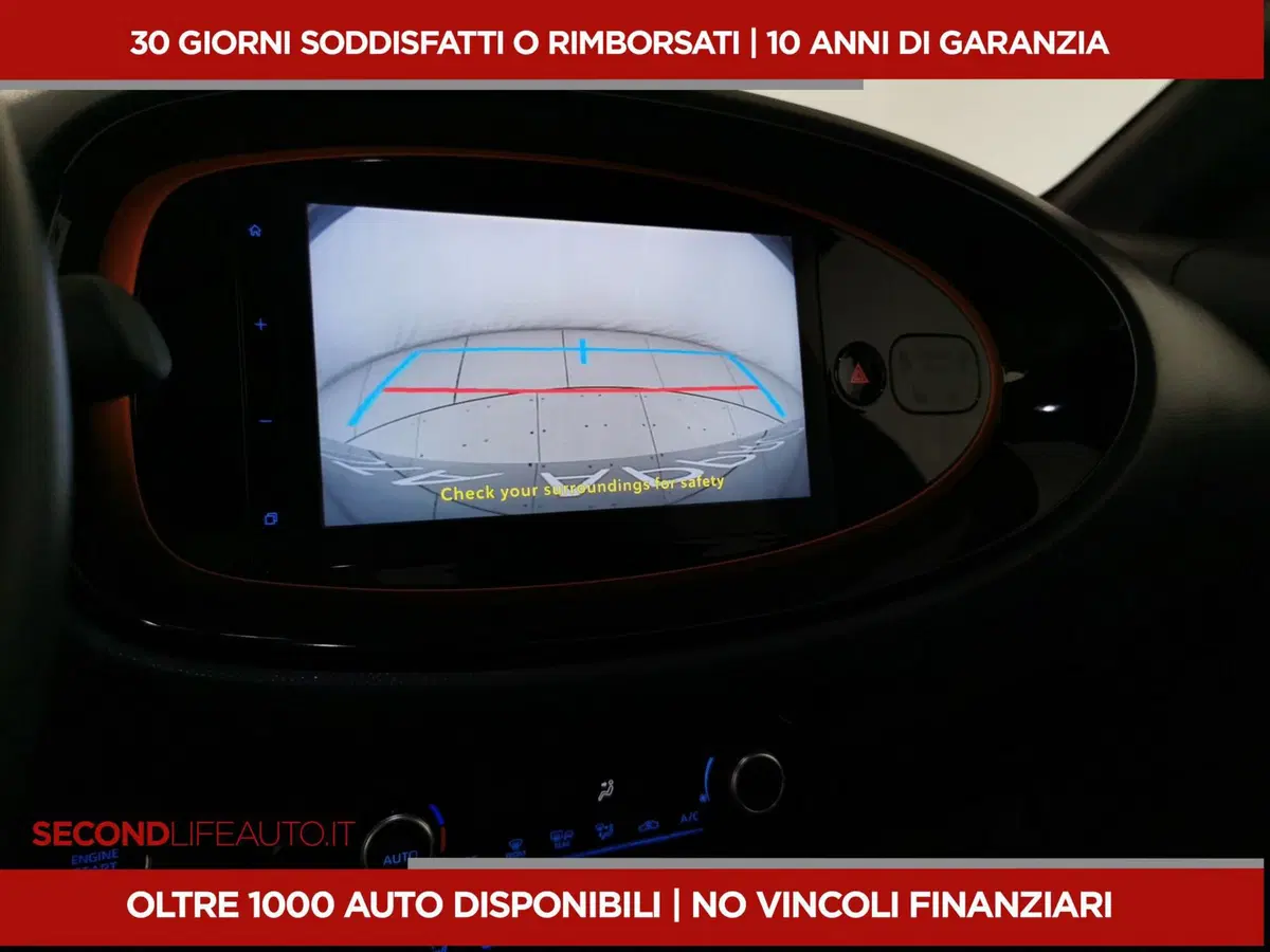 Toyota Aygo X usata a Chieti (14)