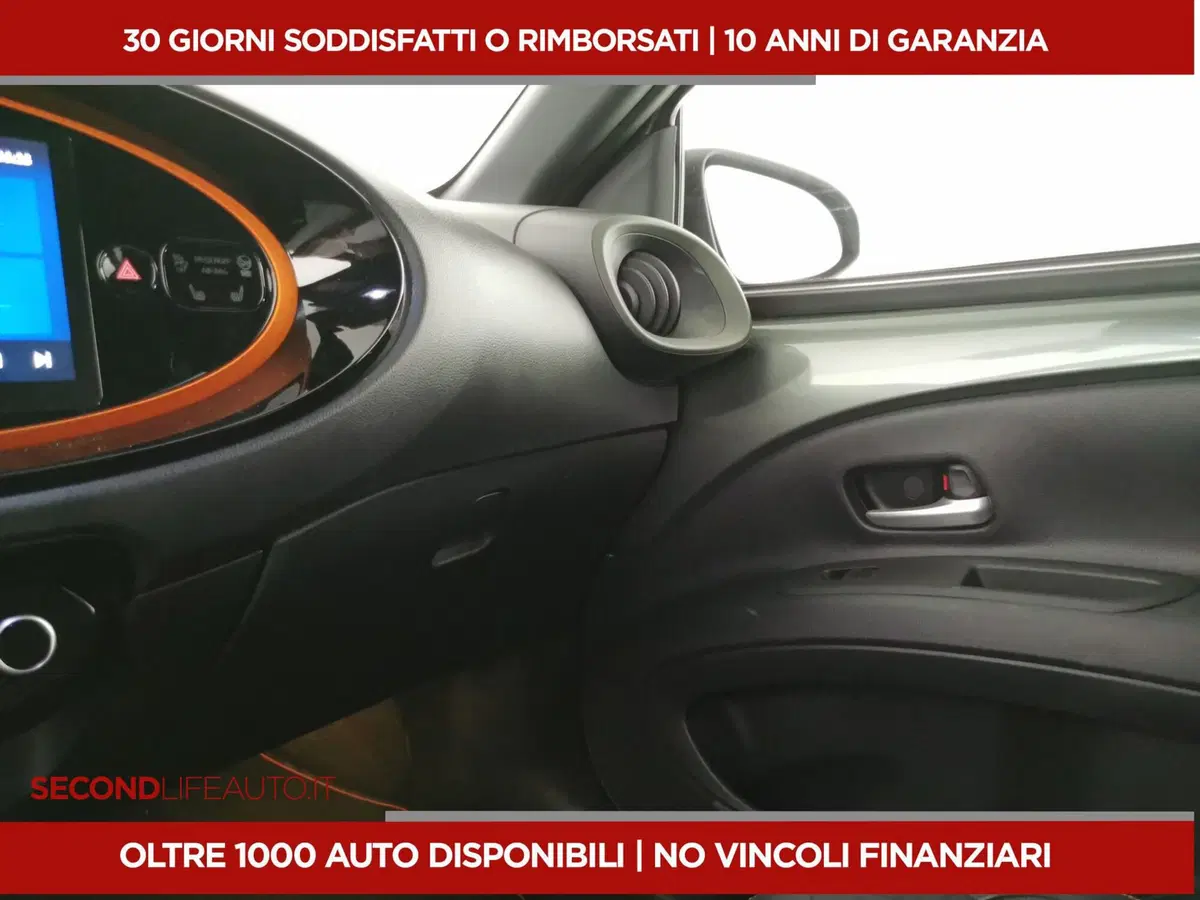 Toyota Aygo X usata a Chieti (17)