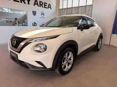 Nissan Juke 1.0 dig-t N-Design 114cv dct del 2022 usata a Siena