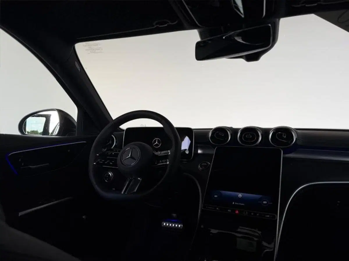 Mercedes-Benz Classe C Station Wagon nuova a Bergamo (11)