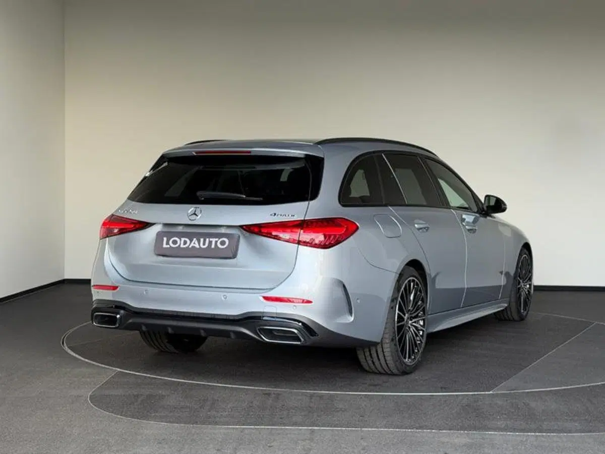 Mercedes-Benz Classe C Station Wagon nuova a Bergamo (7)