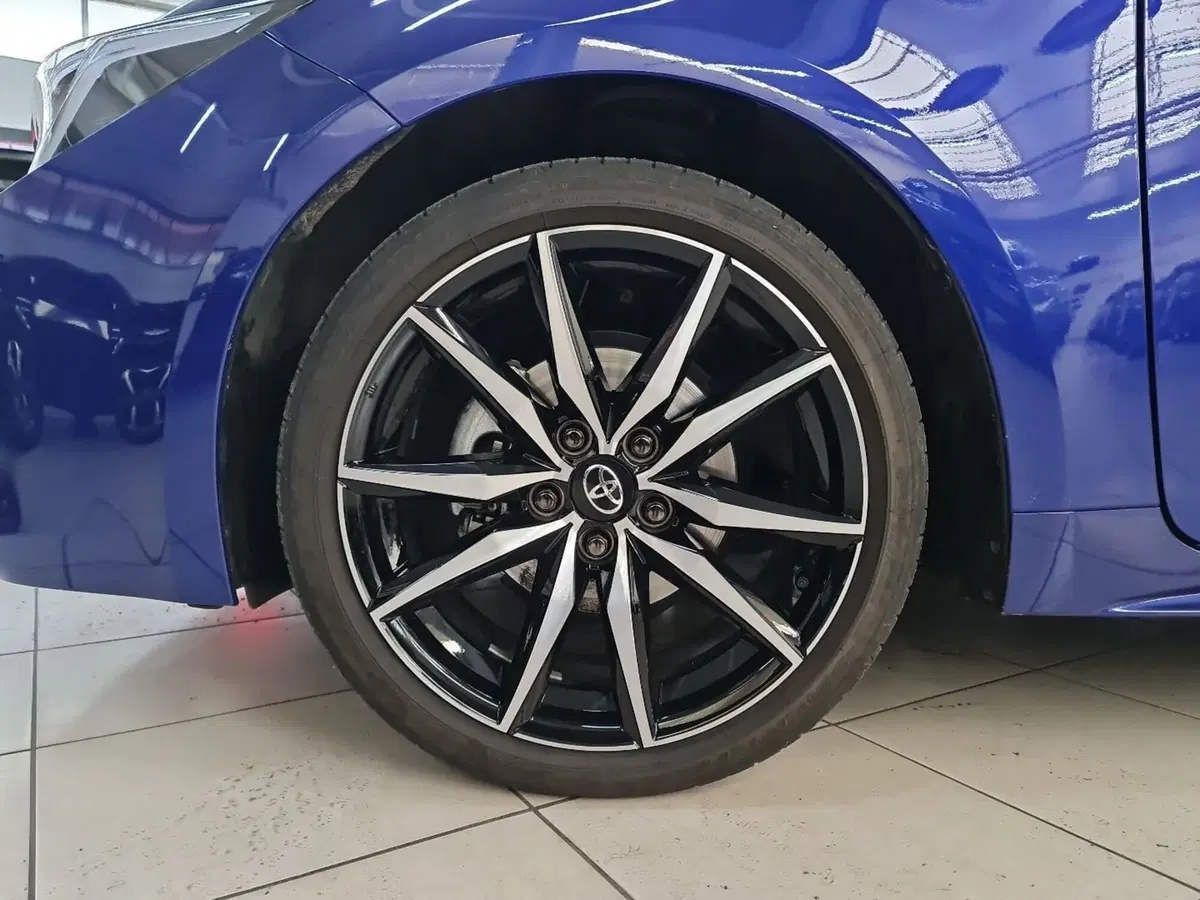 Toyota Corolla Touring Sports usata a Bologna (7)