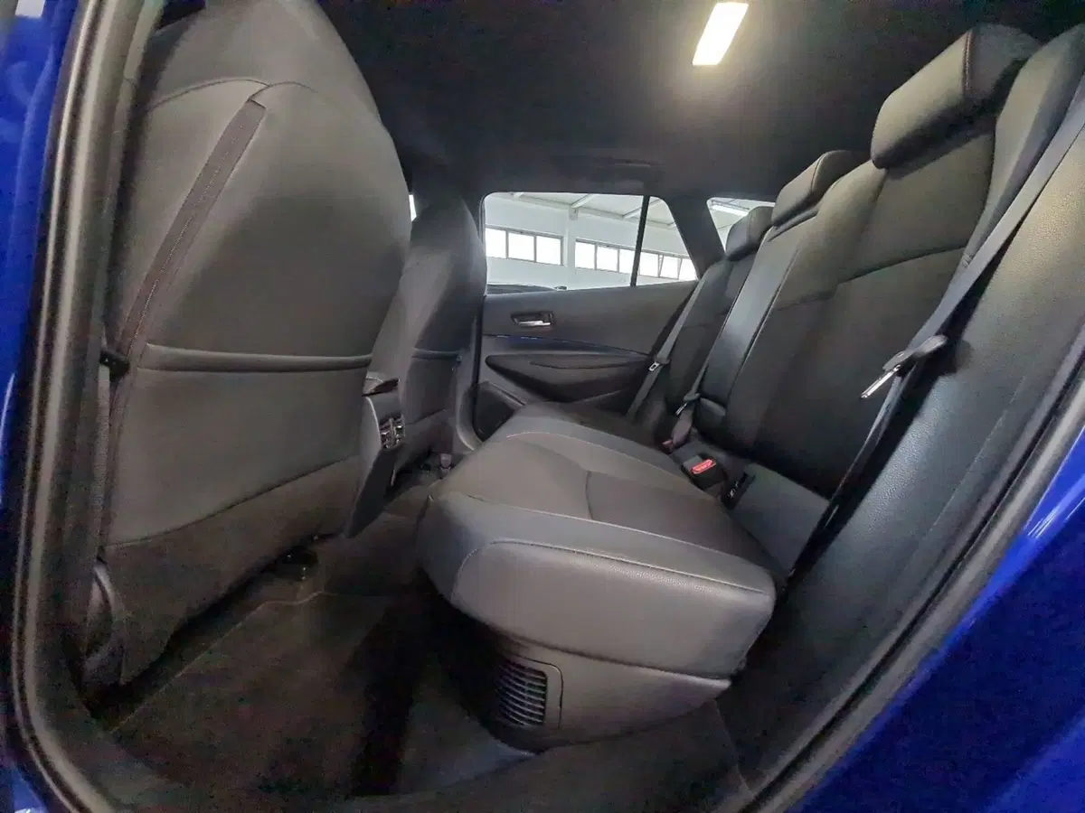 Toyota Corolla Touring Sports usata a Bologna (9)
