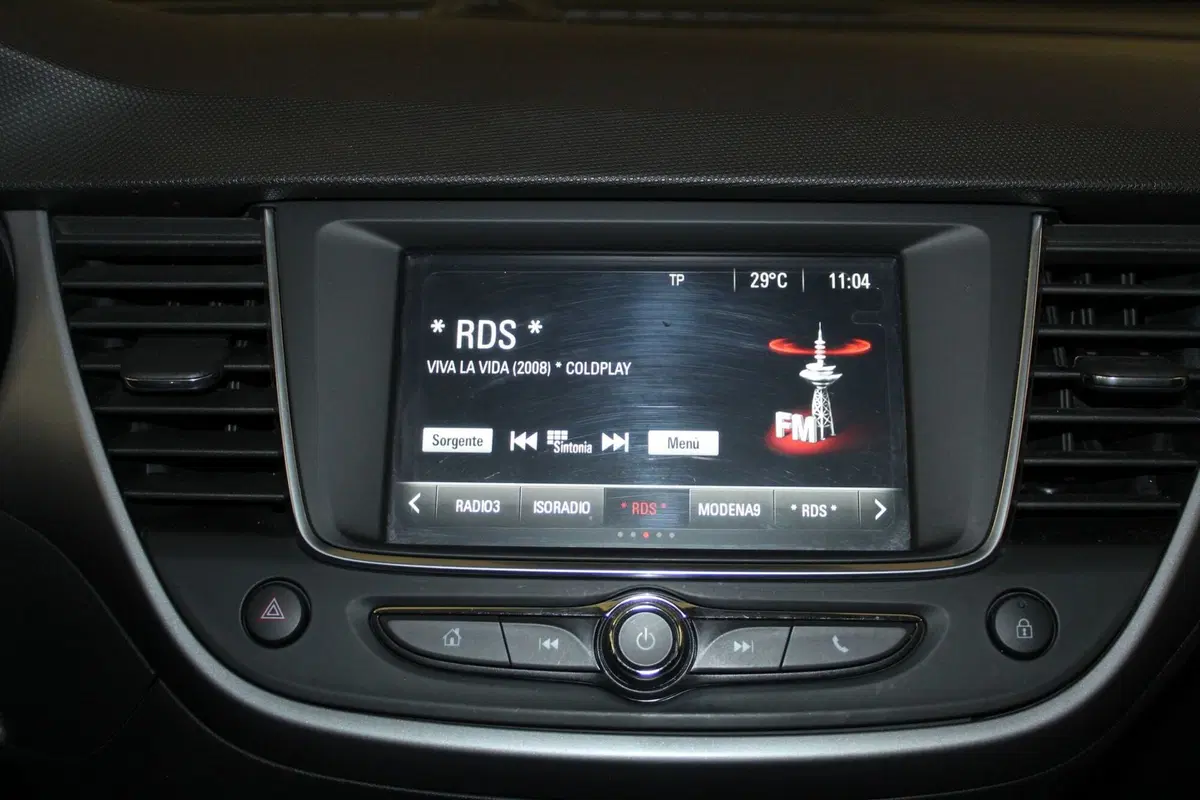 Opel Crossland X usata a Cremona (10)