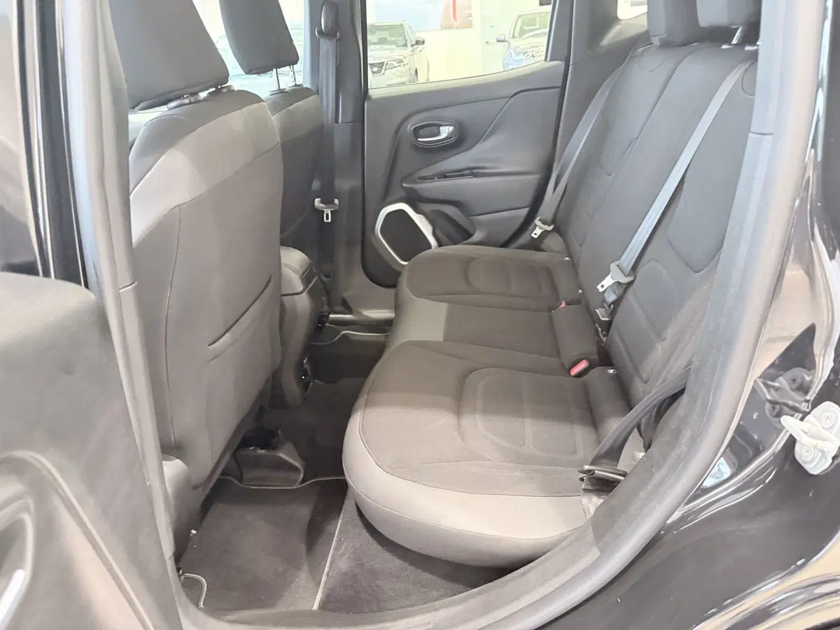 Jeep Renegade usata a Latina (10)