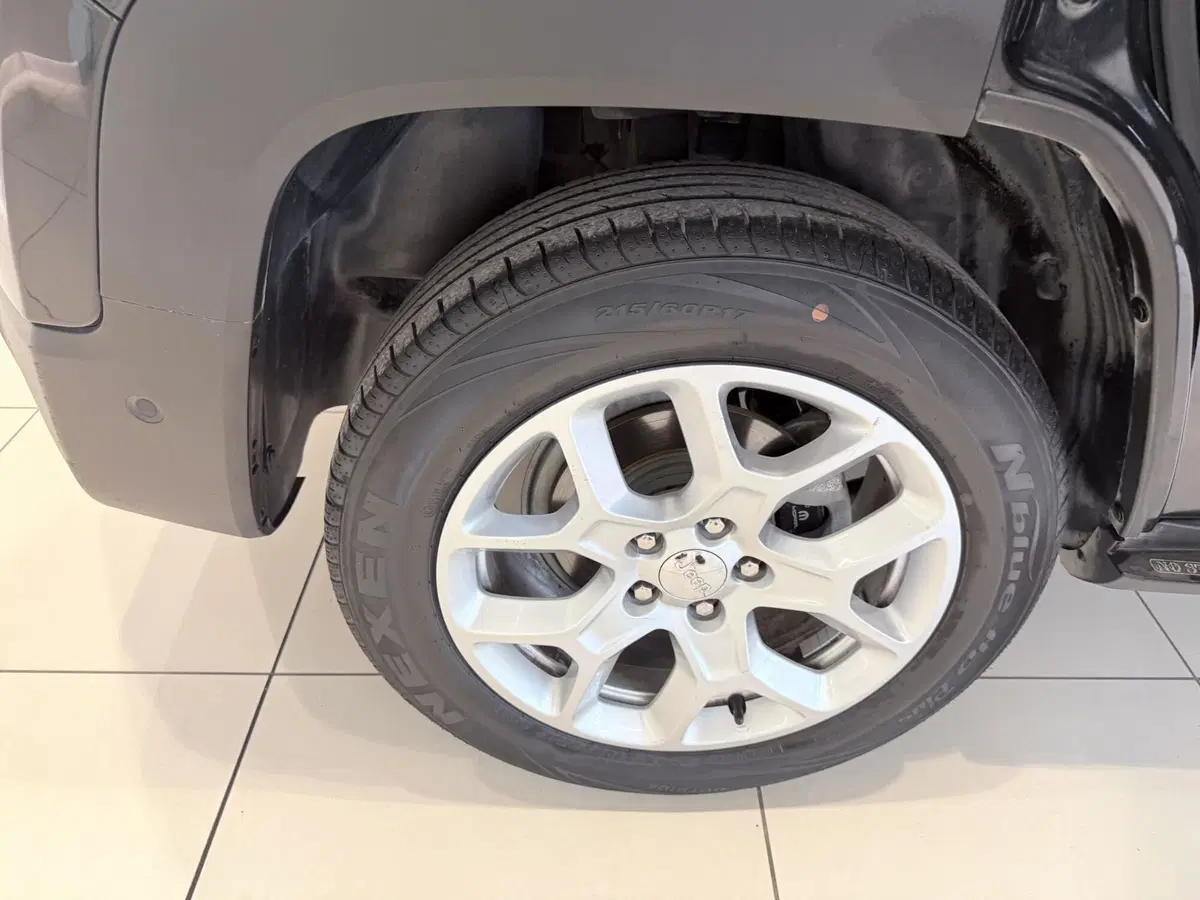 Jeep Renegade usata a Latina (16)