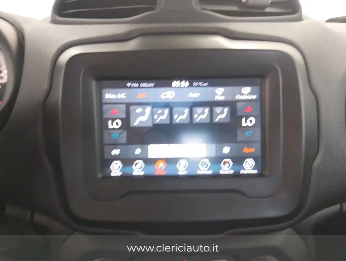 Jeep Renegade usata a Como (14)