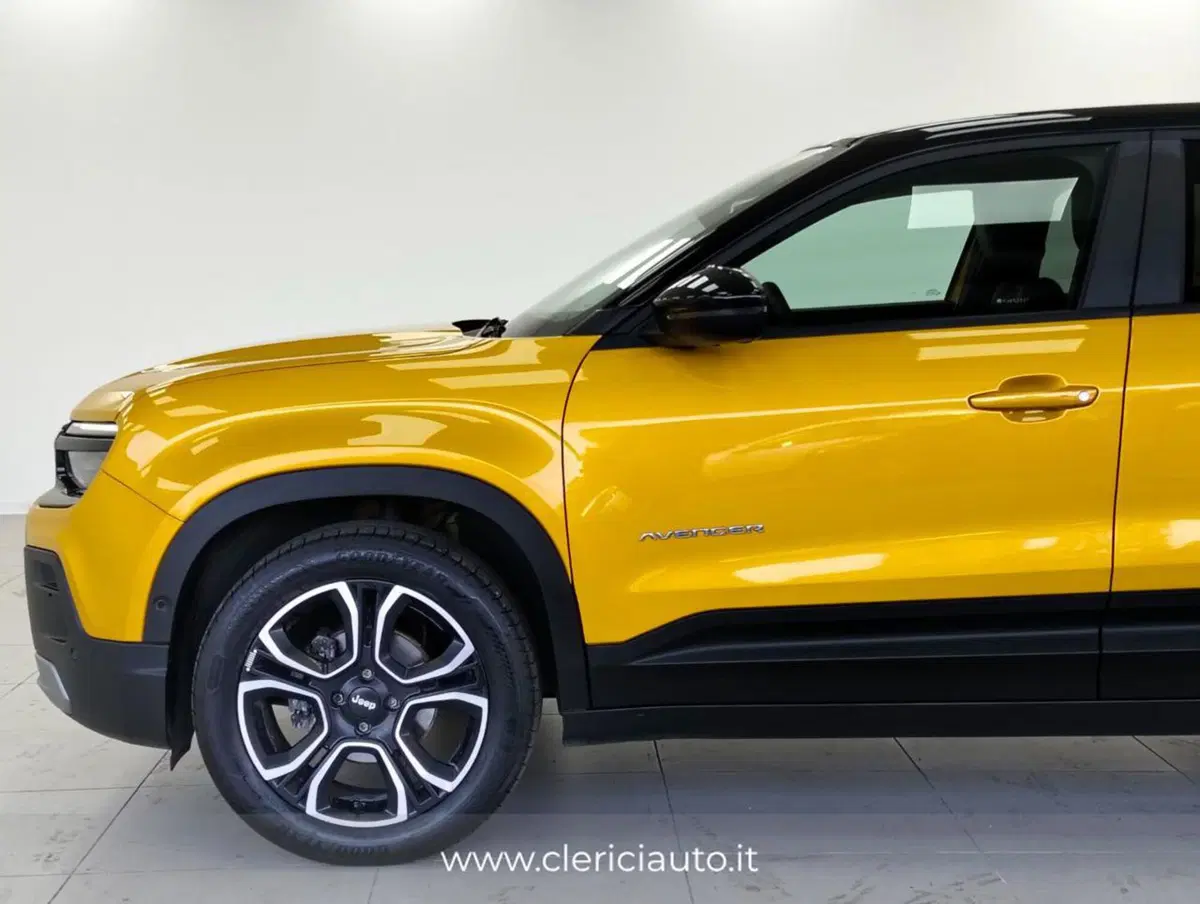 Jeep Avenger usata a Como (8)