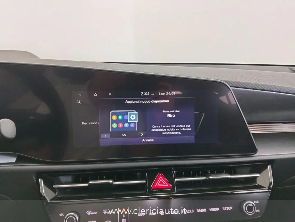 Kia Niro usata a Como (14)