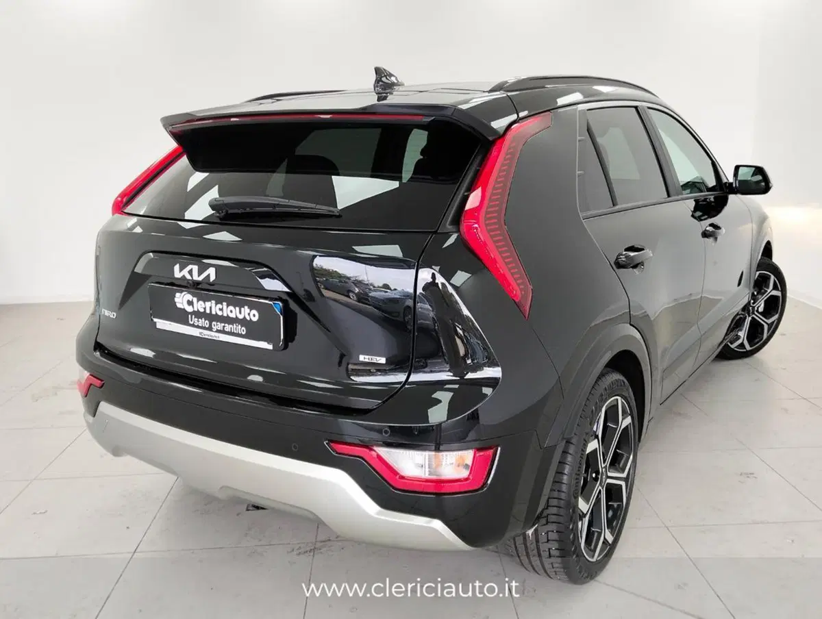Kia Niro usata a Como (2)