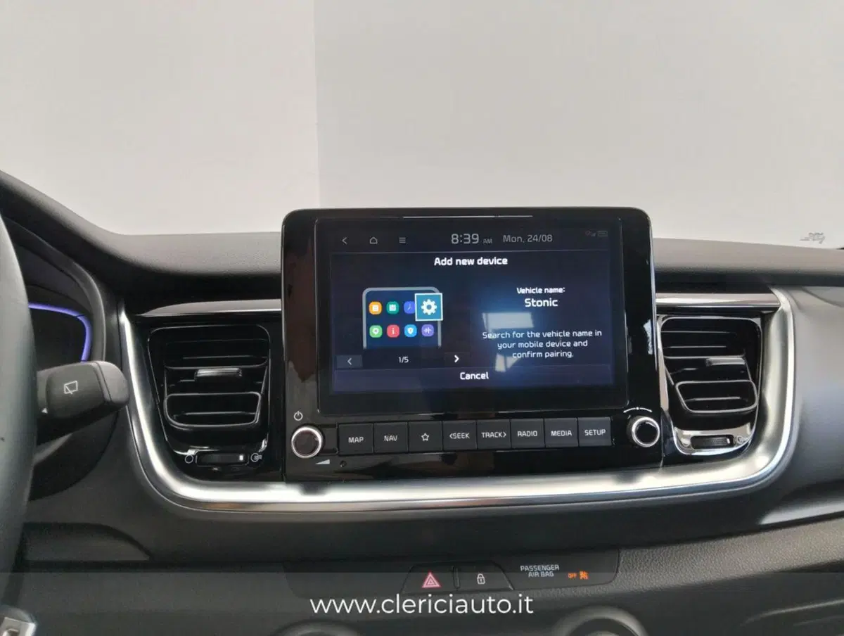 Kia Stonic usata a Como (14)