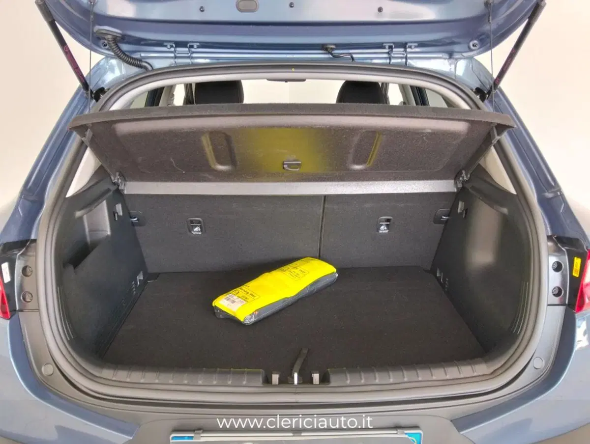 Kia Stonic usata a Como (17)