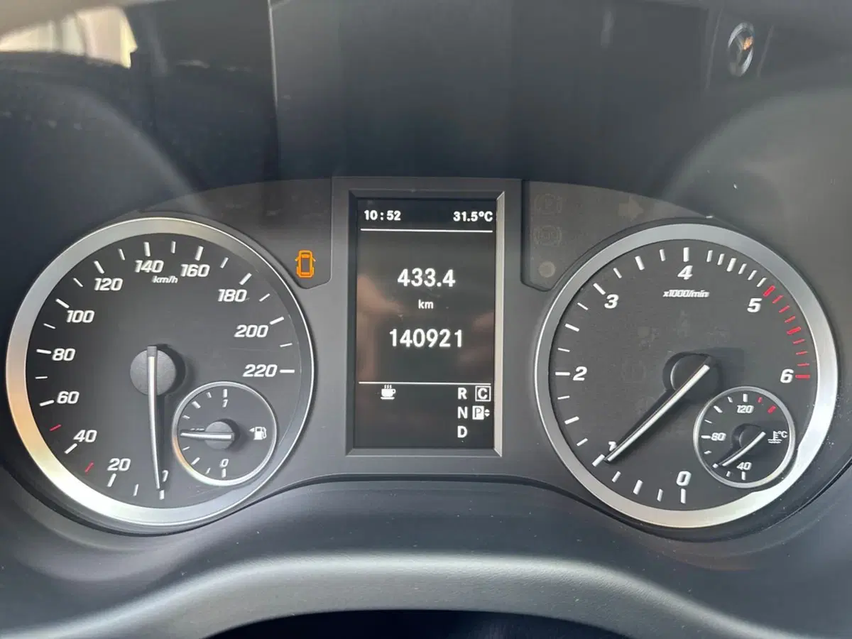 Mercedes-Benz Vito usata a Bari (13)