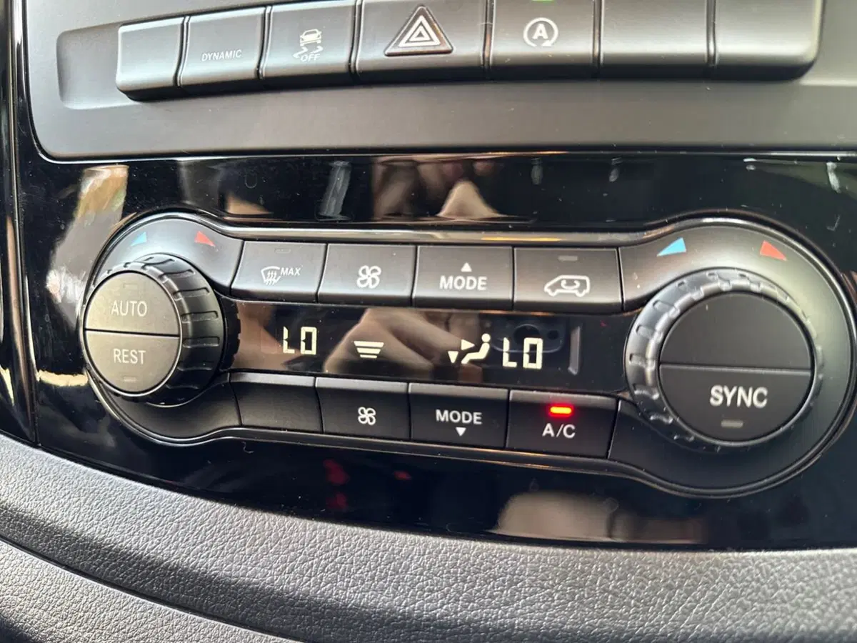 Mercedes-Benz Vito usata a Bari (14)