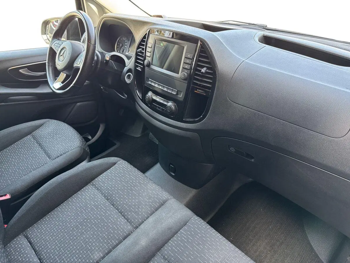 Mercedes-Benz Vito usata a Bari (15)