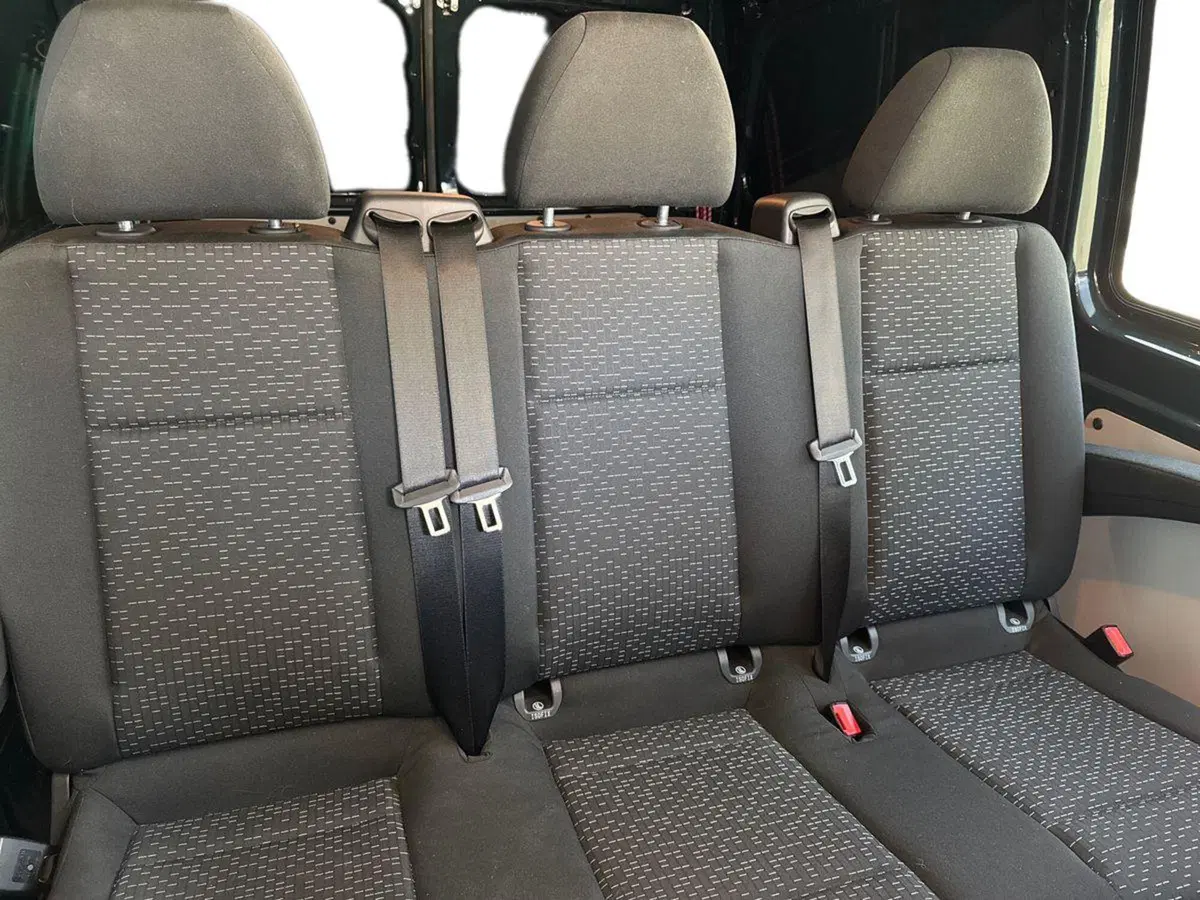 Mercedes-Benz Vito usata a Bari (16)