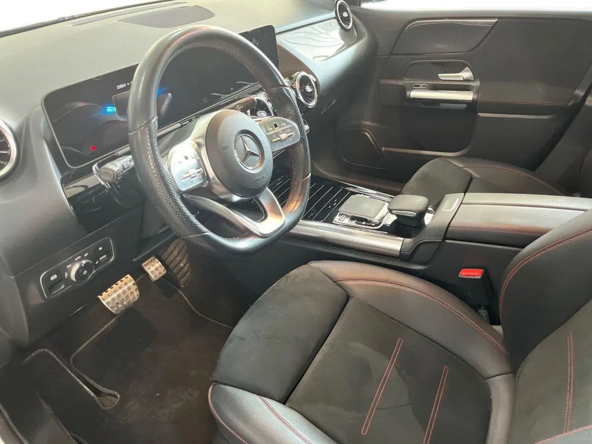 Mercedes-Benz Classe B usata a Bari (10)