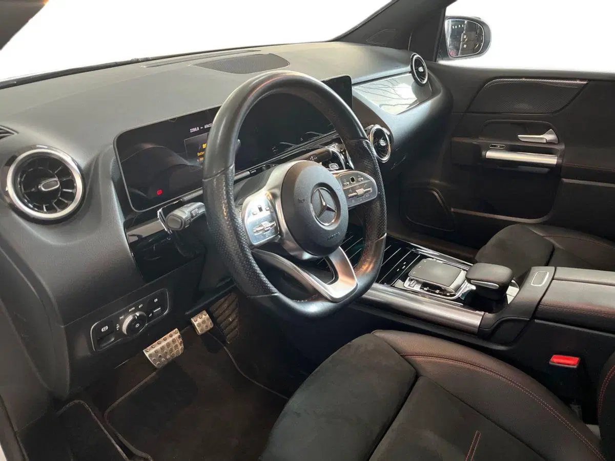 Mercedes-Benz Classe B usata a Bari (7)