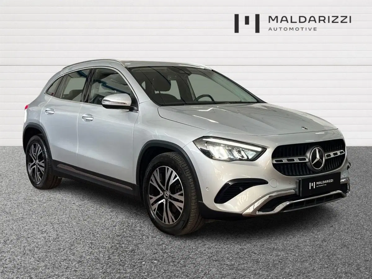 Mercedes-Benz GLA SUV usata a Bari