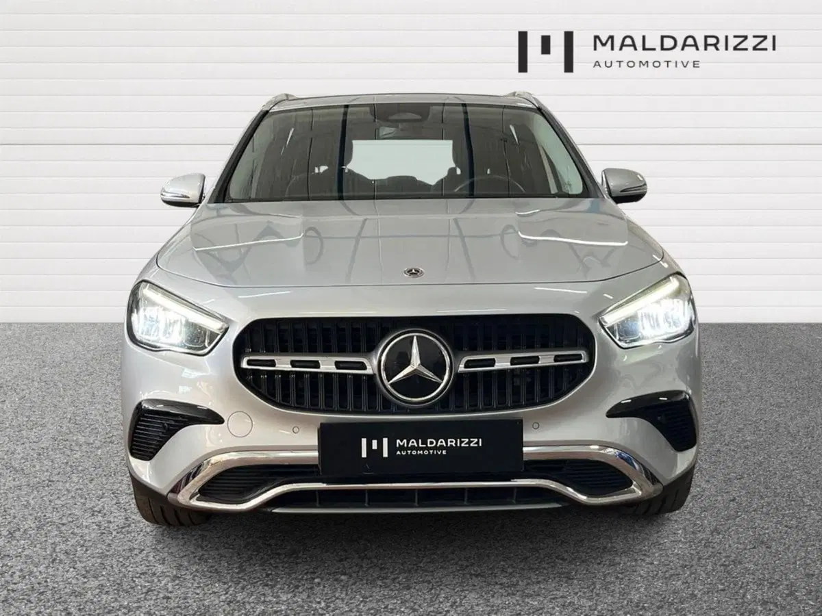 Mercedes-Benz GLA SUV usata a Bari (2)