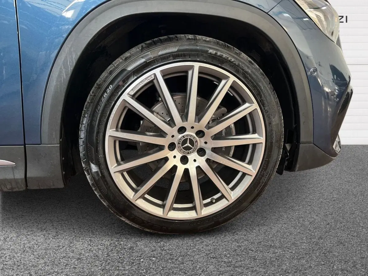 Mercedes-Benz GLA SUV usata a Bari (6)