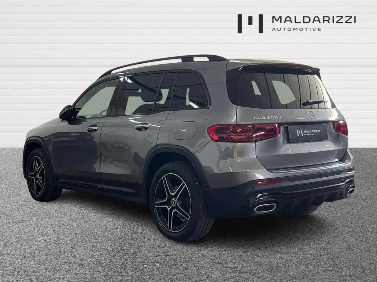 Mercedes-Benz GLB usata a Bari (4)