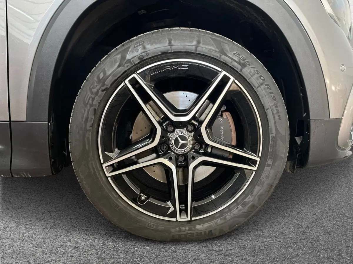 Mercedes-Benz GLB usata a Bari (6)