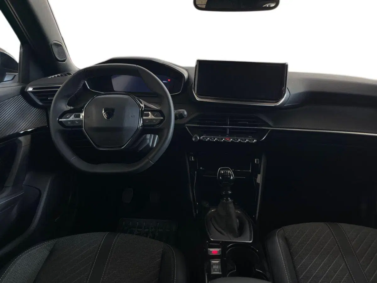 Peugeot 2008 usata a Bari (8)