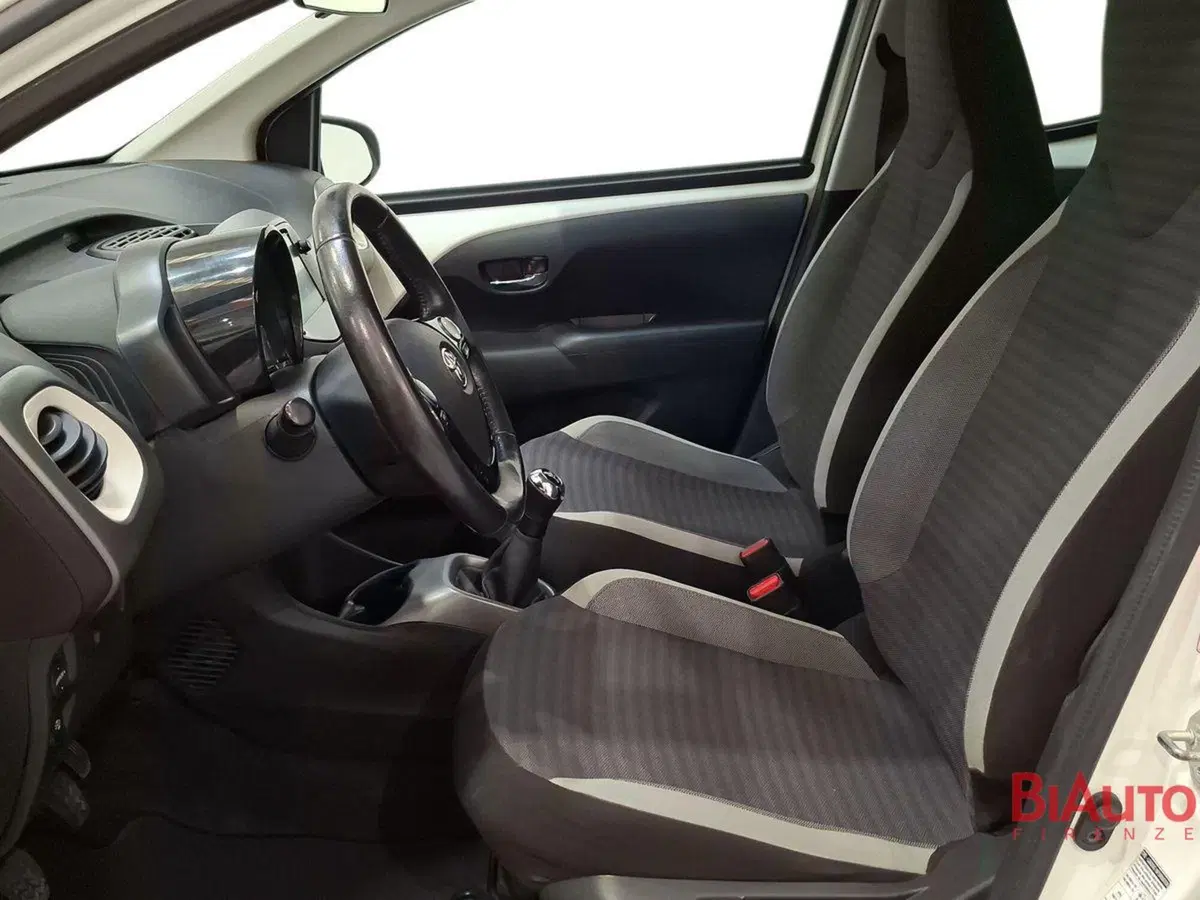 Toyota Aygo usata a Firenze (8)