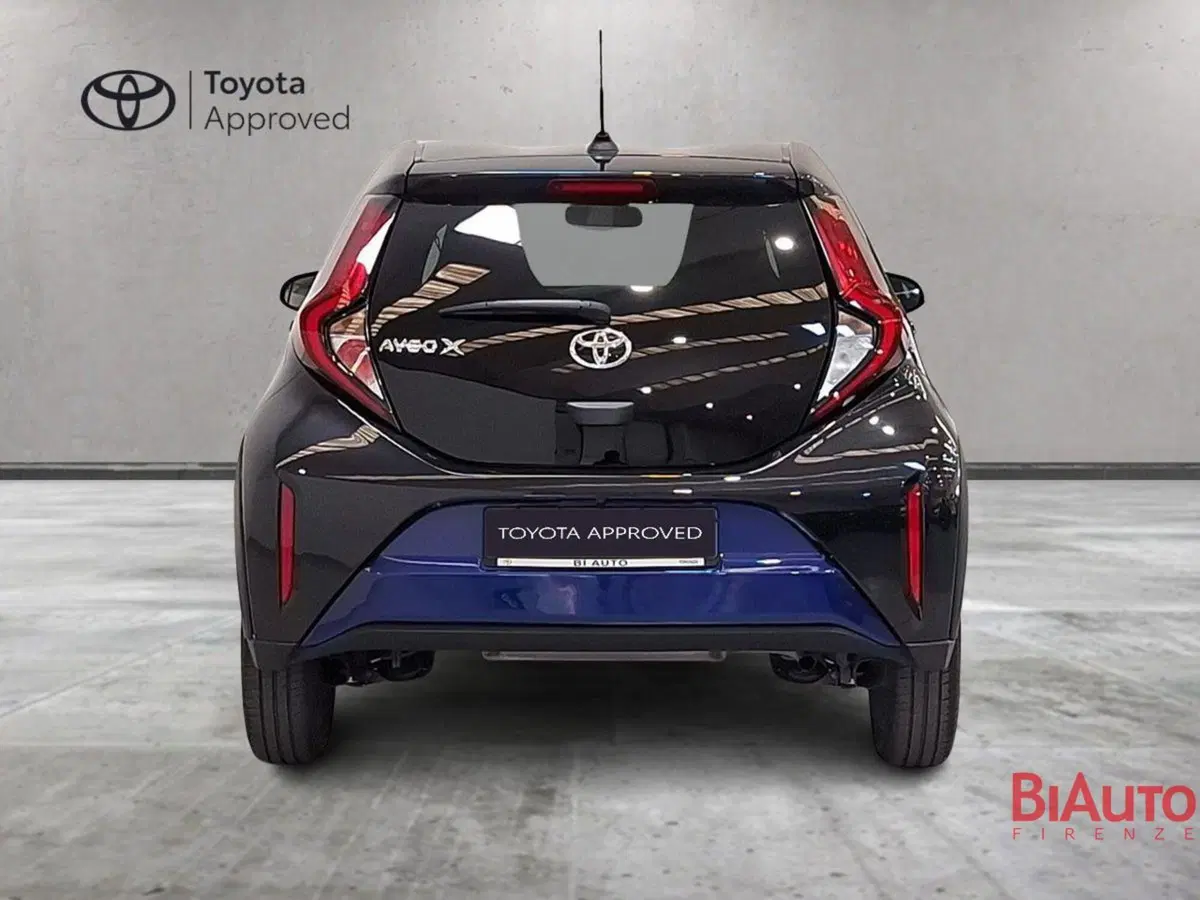 Toyota Aygo X usata a Firenze (9)