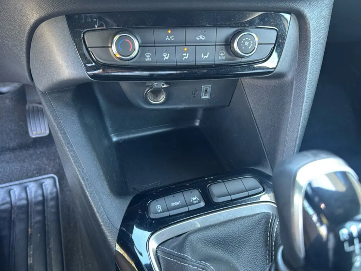 Opel Corsa usata a Ferrara (11)