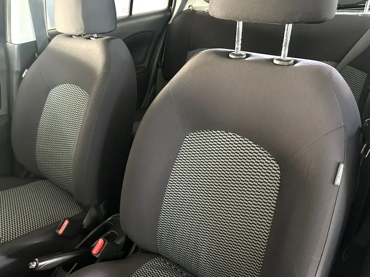 Nissan Micra usata a Ferrara (10)