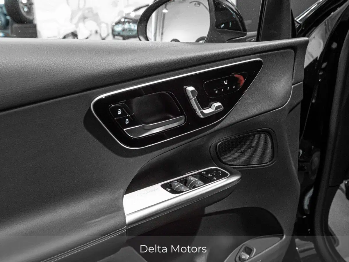 Mercedes-Benz GLC SUV nuova a Ancona (10)