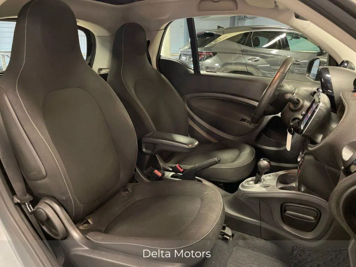 smart Fortwo usata a Ancona (14)